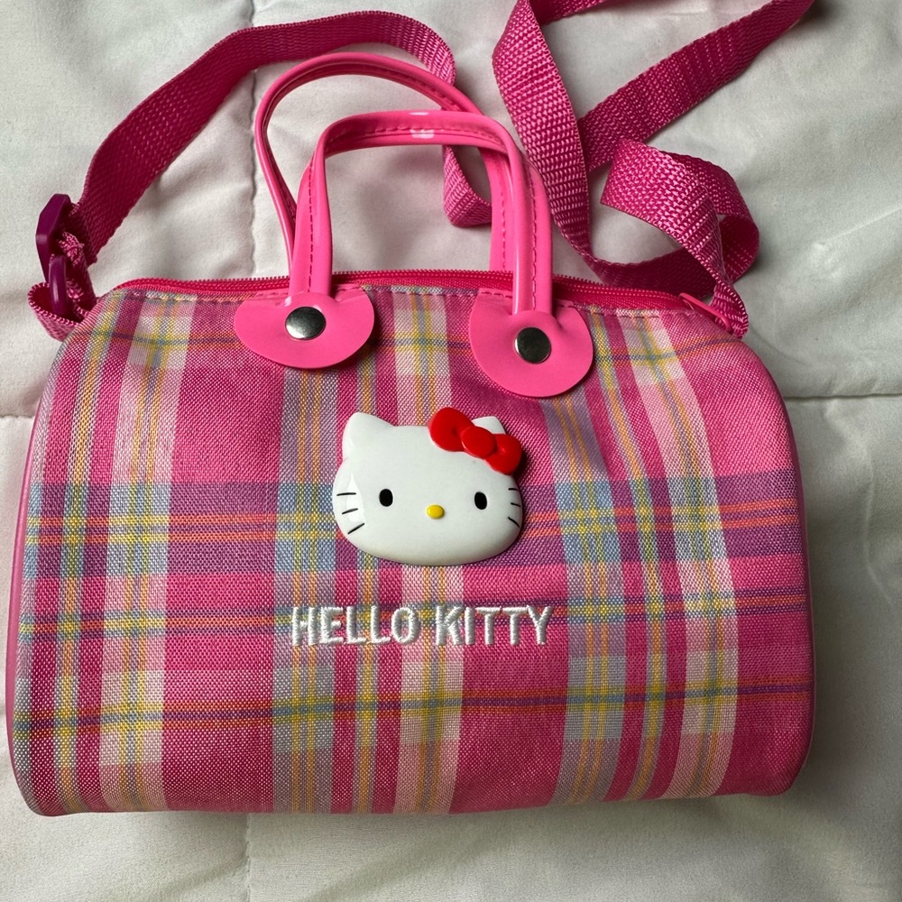 Pink Hello Kitty bag